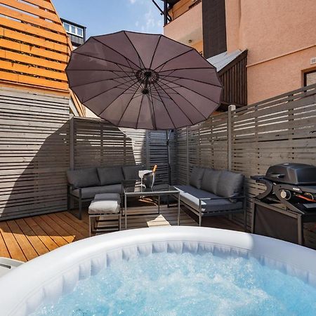 אוגסבורג Terrace Apartment With 5 Rooms, Whirlpool And Bbq מראה חיצוני תמונה